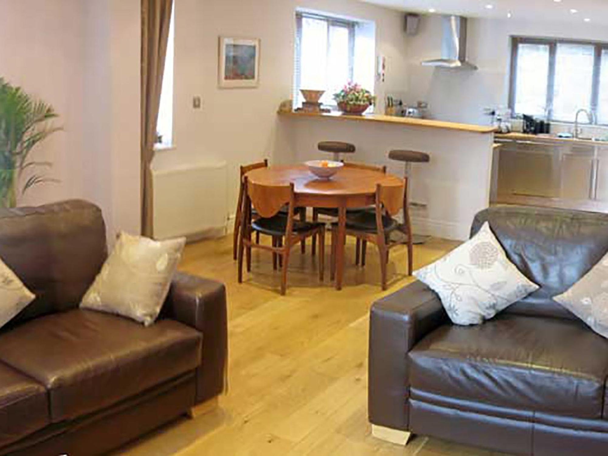 Tick Tock Cottage Baslow Extérieur photo